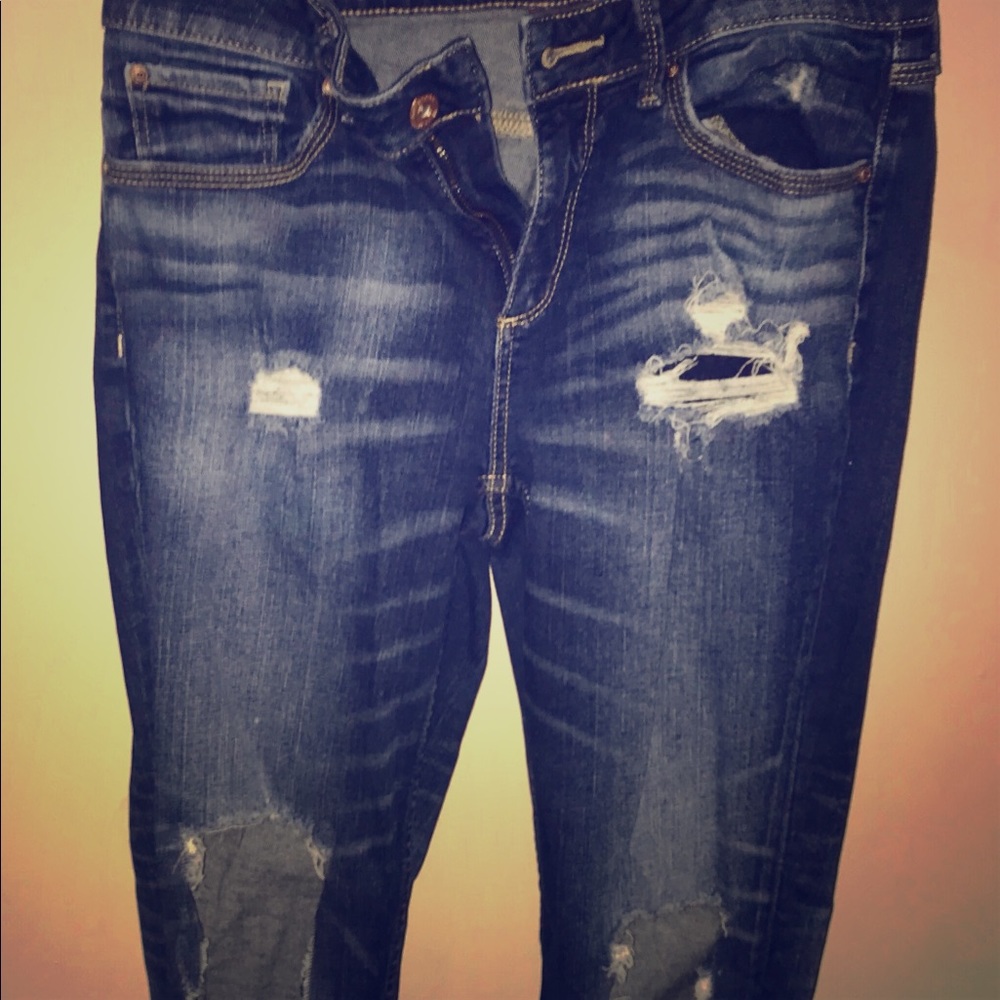 Distressed Boyfriend Jeans